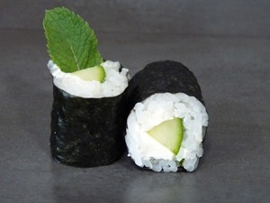 tamasushis-hosomaki-maki-concombre-fromage-menthe