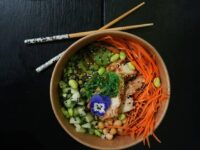 tamasushis-salade-pokebowl-poulet