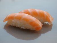 nigiri-sushi-saumon-tamasushis-traiteur-japonais-mallemort